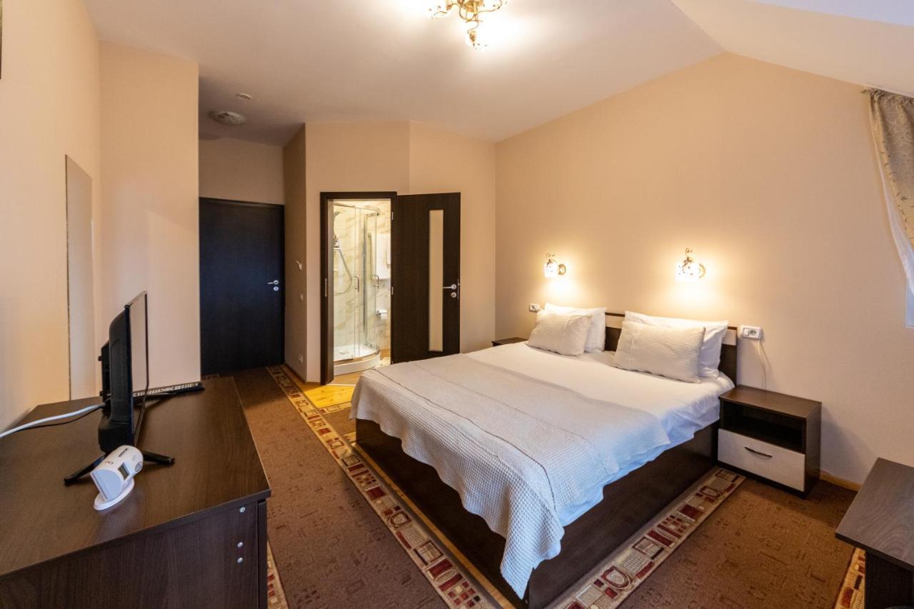 Pension Master Sinaia Esterno foto